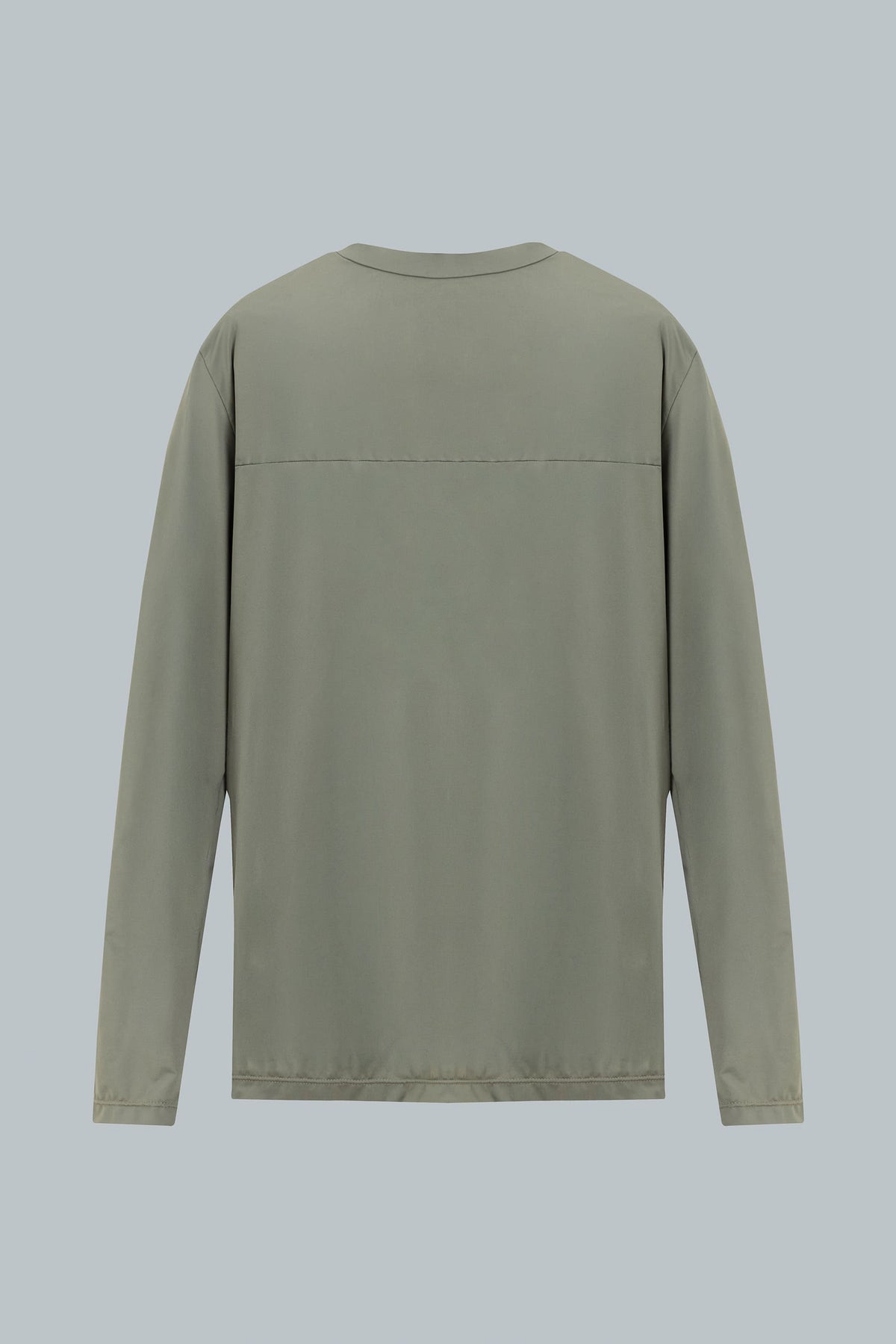 Camiseta deportiva verde oliva manga larga cuello redondo Remain