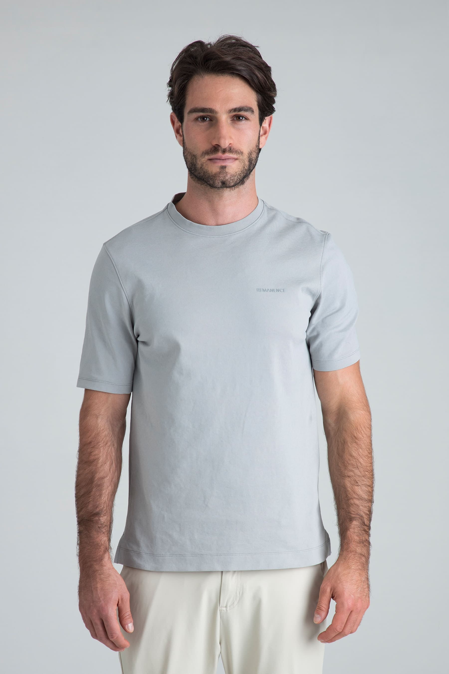 Camiseta Gris Claro para hombre semi fitted Peak