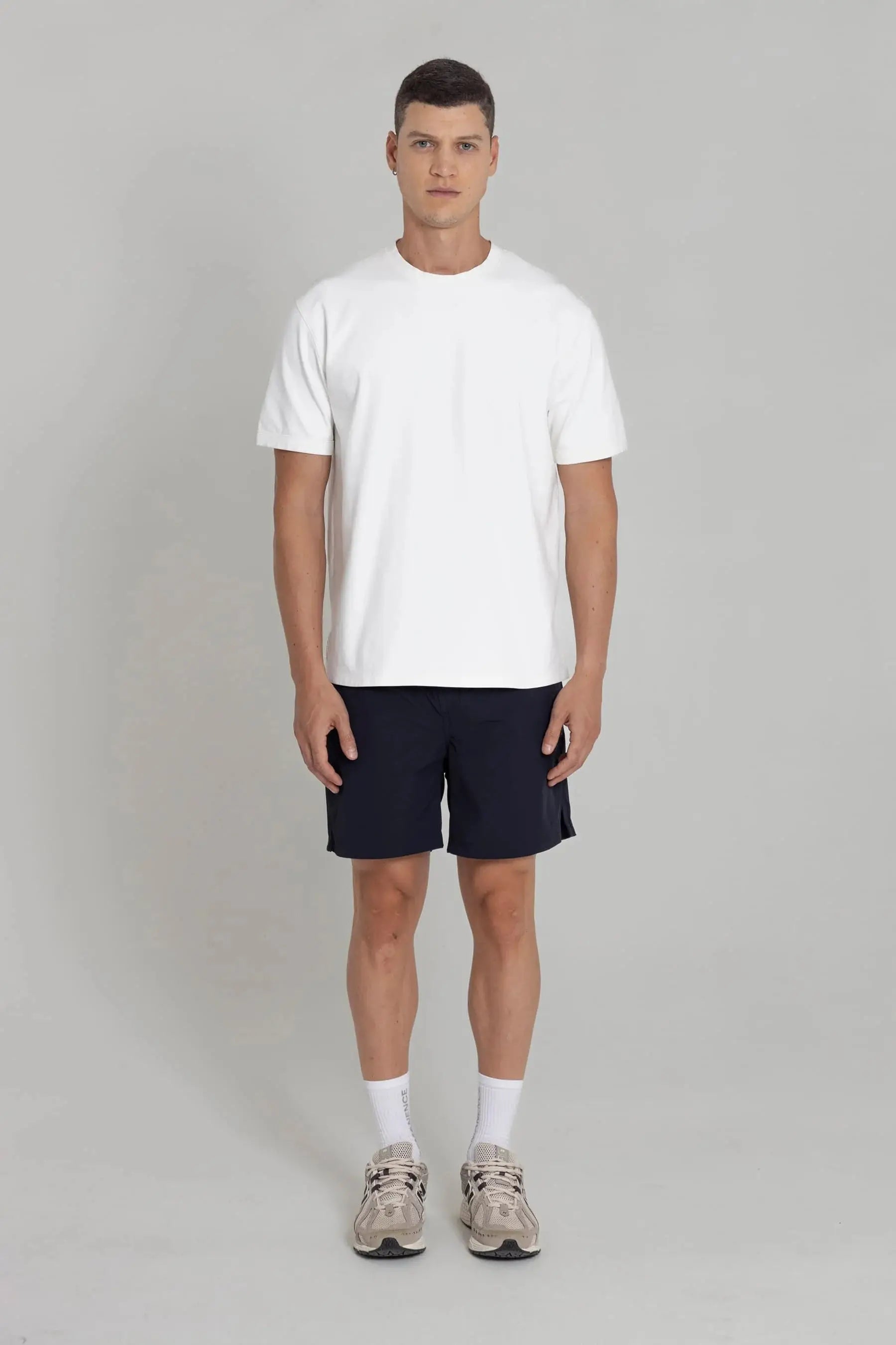 Camiseta blanca para hombre fit Cling Remanence