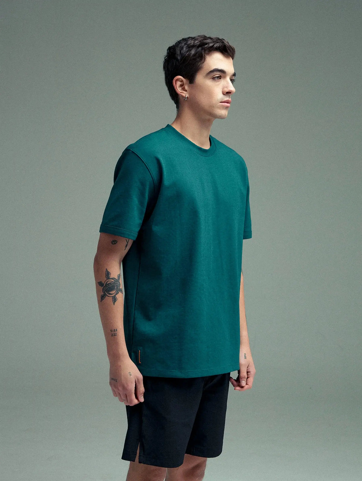 Camiseta verde marino para hombre fit relajado Cling
