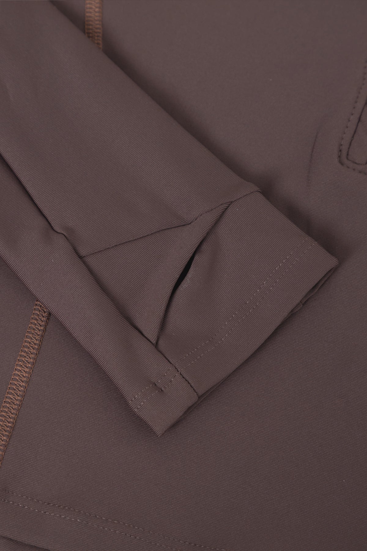Midlayer café para mujer slim fit Helix