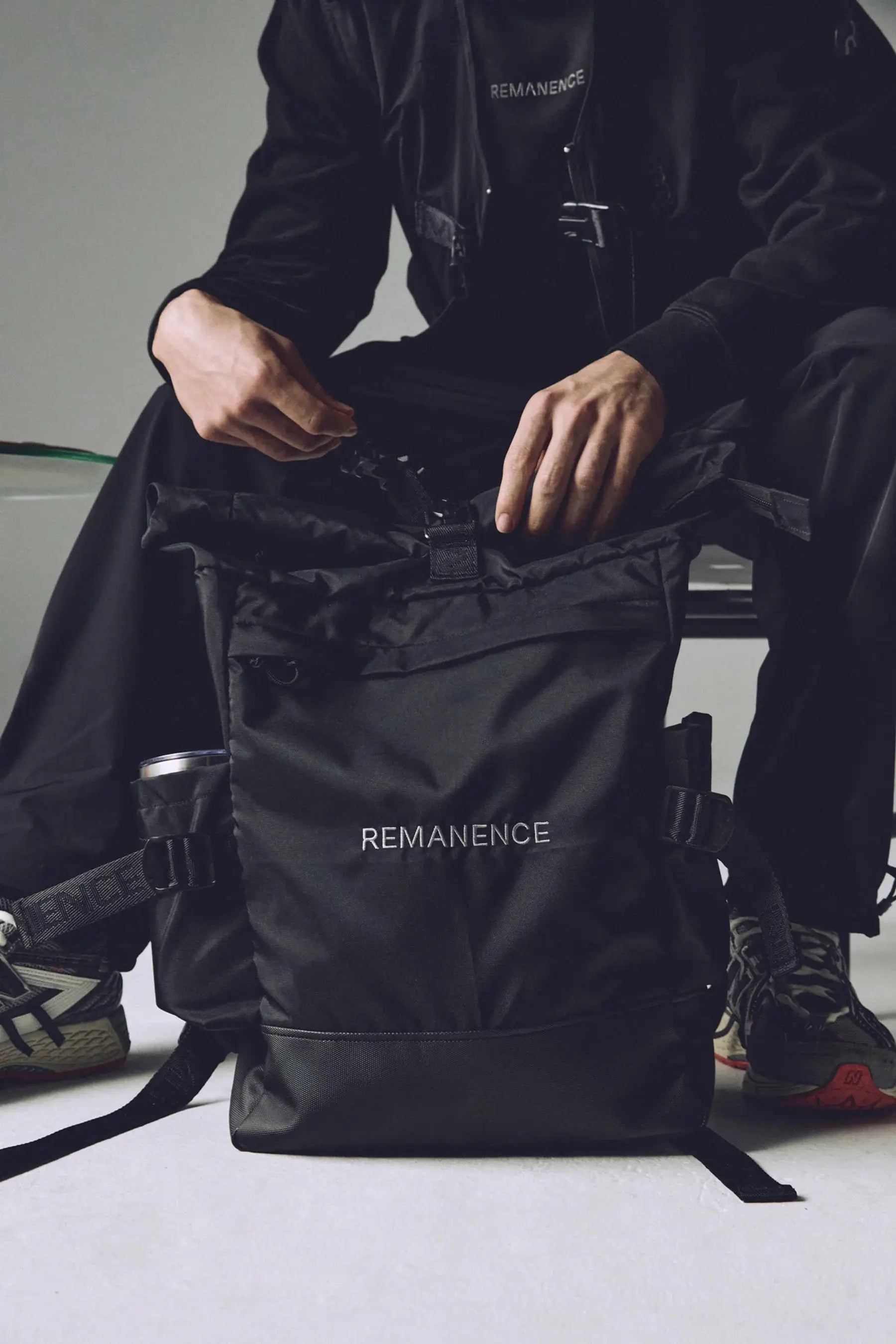 Morral negro Adventure Remanence