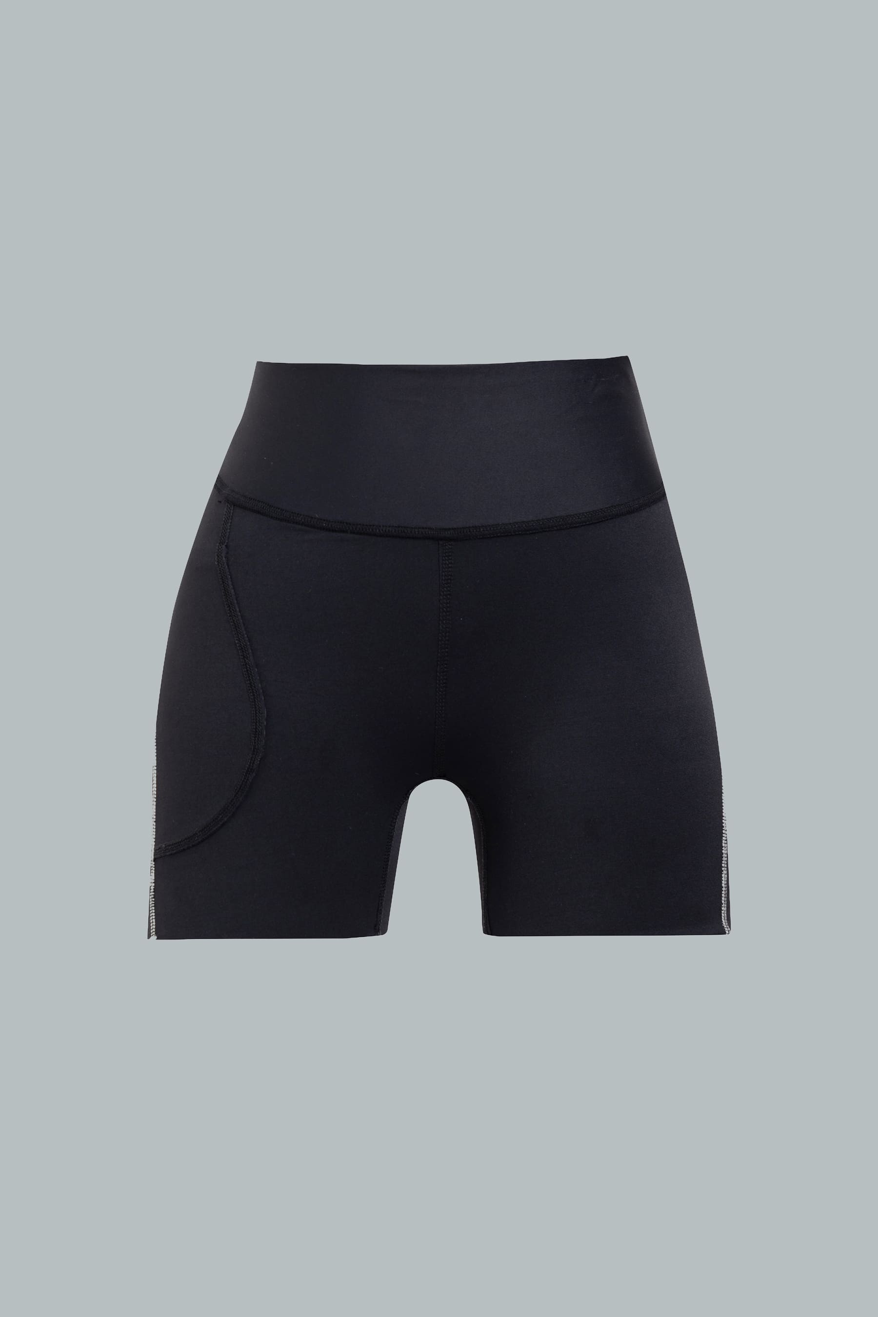 Biker deportivo negro para mujer Tempo vista frontal tiro alto