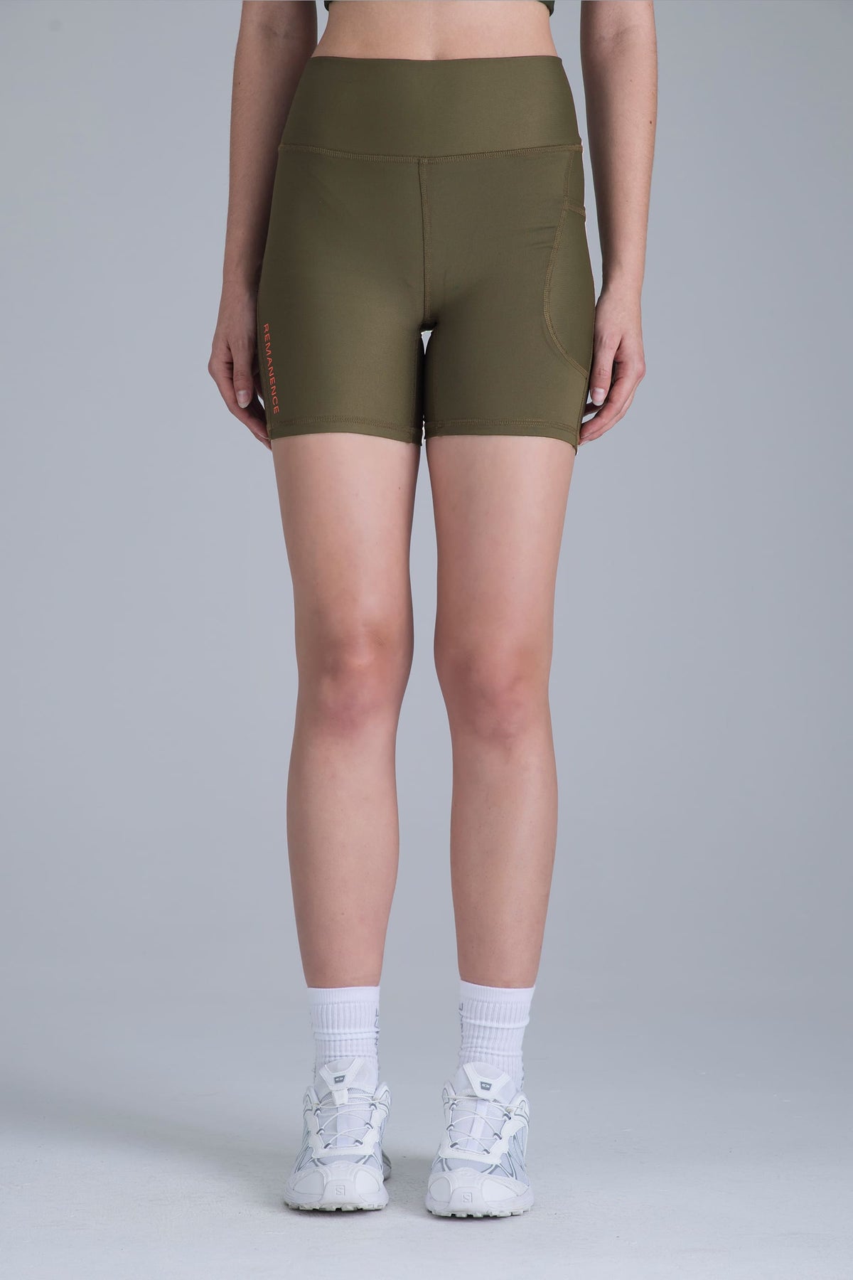 Biker deportivo verde army para mujer Zenith