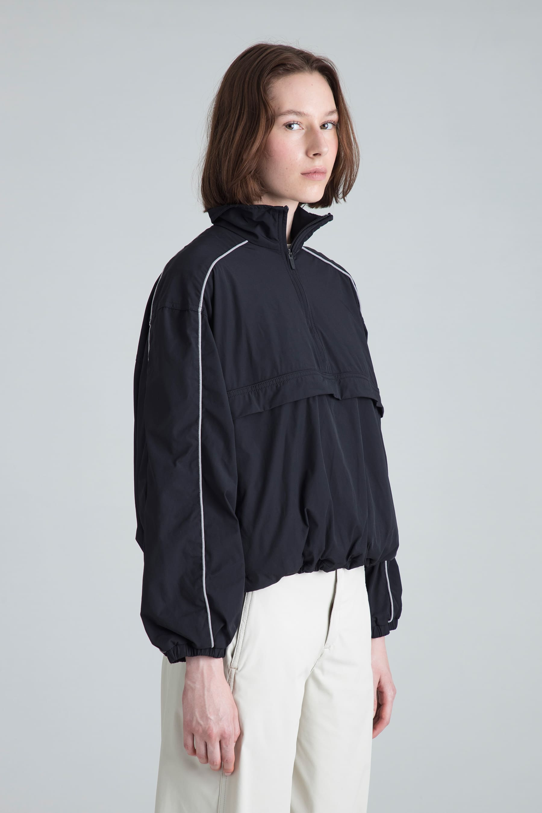 Chaqueta negra para mujer Shade vista lateral