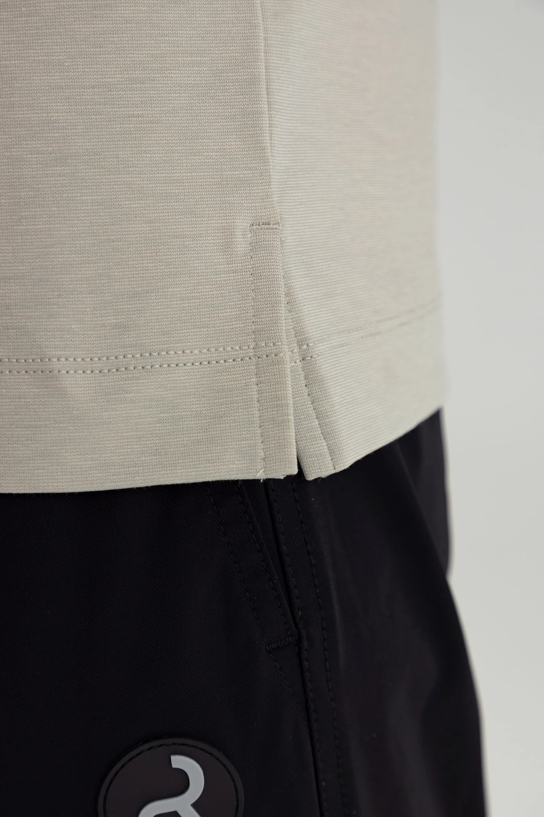 Camiseta arena hombre Peak Remanence 