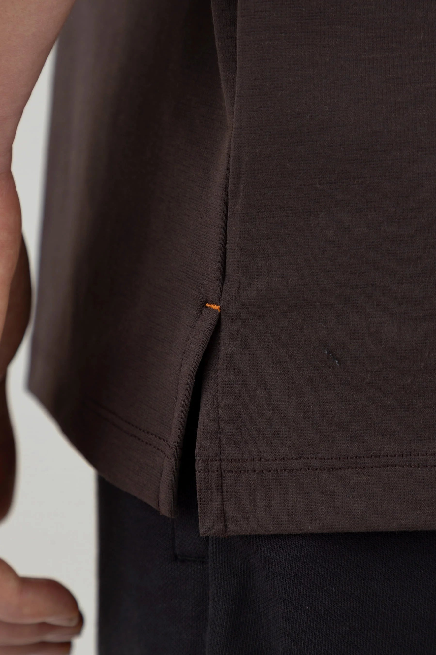 Camiseta cafe para hombre fit Cling Remanence 