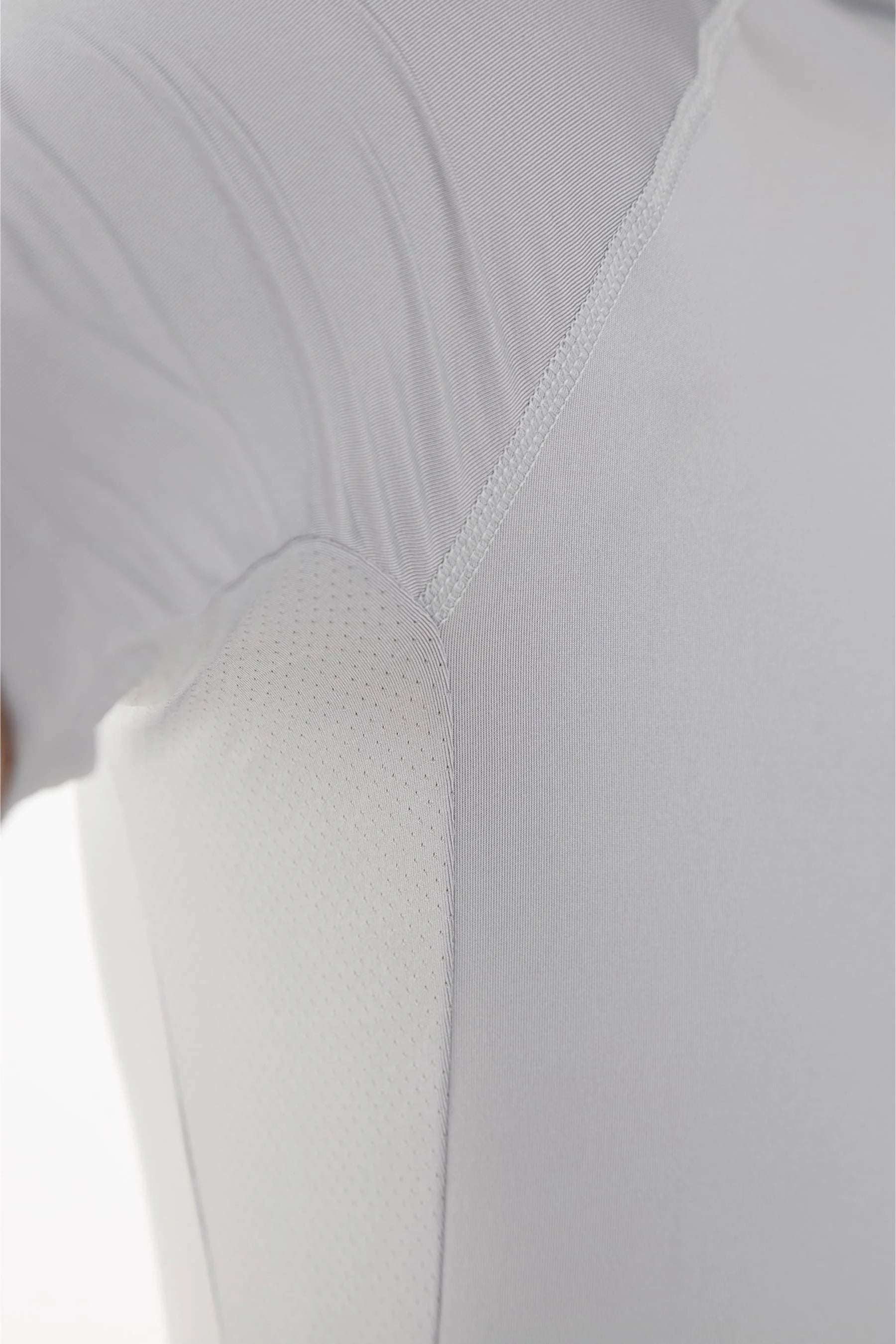 Camiseta gris hombre Gust Remanence 