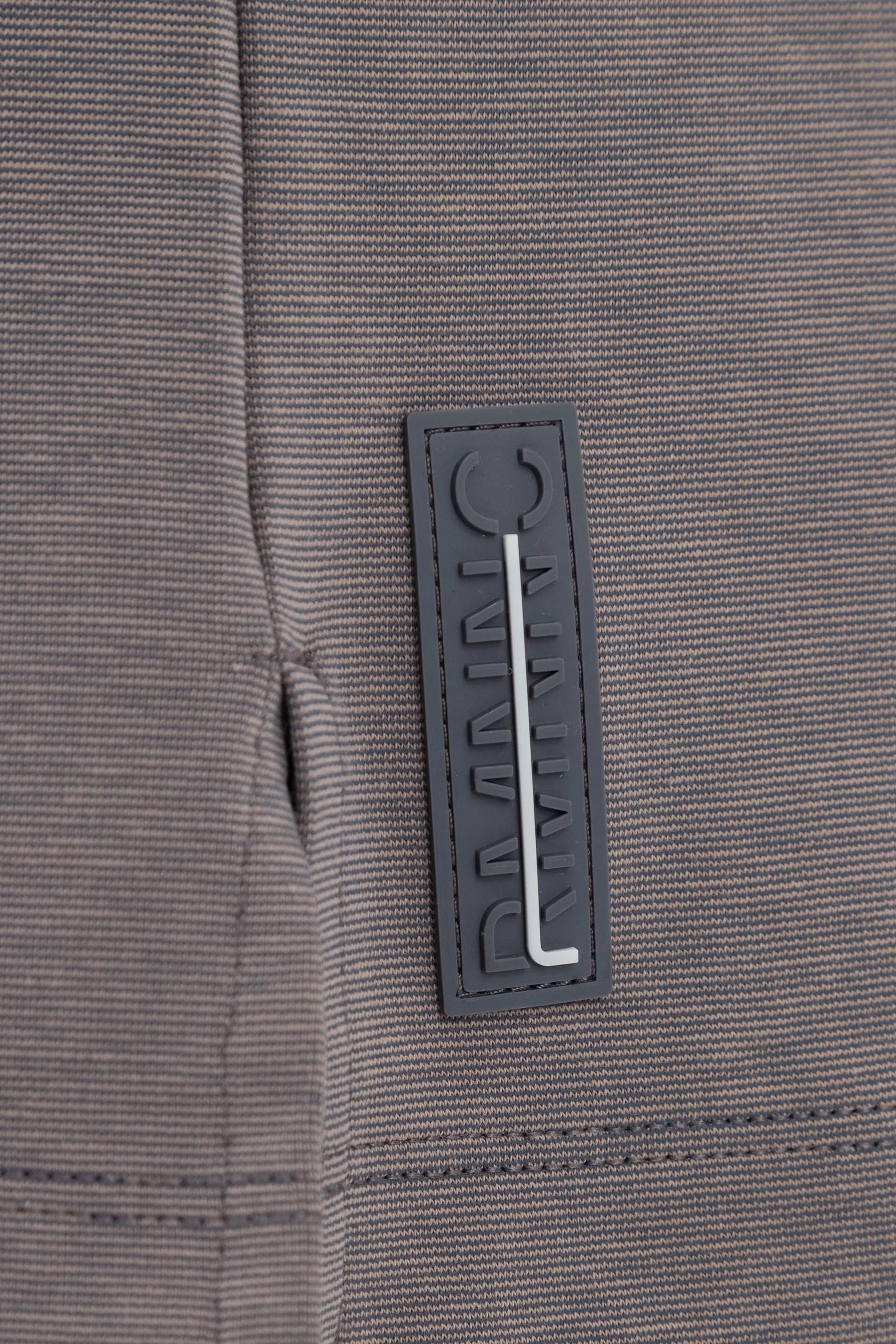 Camiseta gris para hombre fit Cling Remanence 