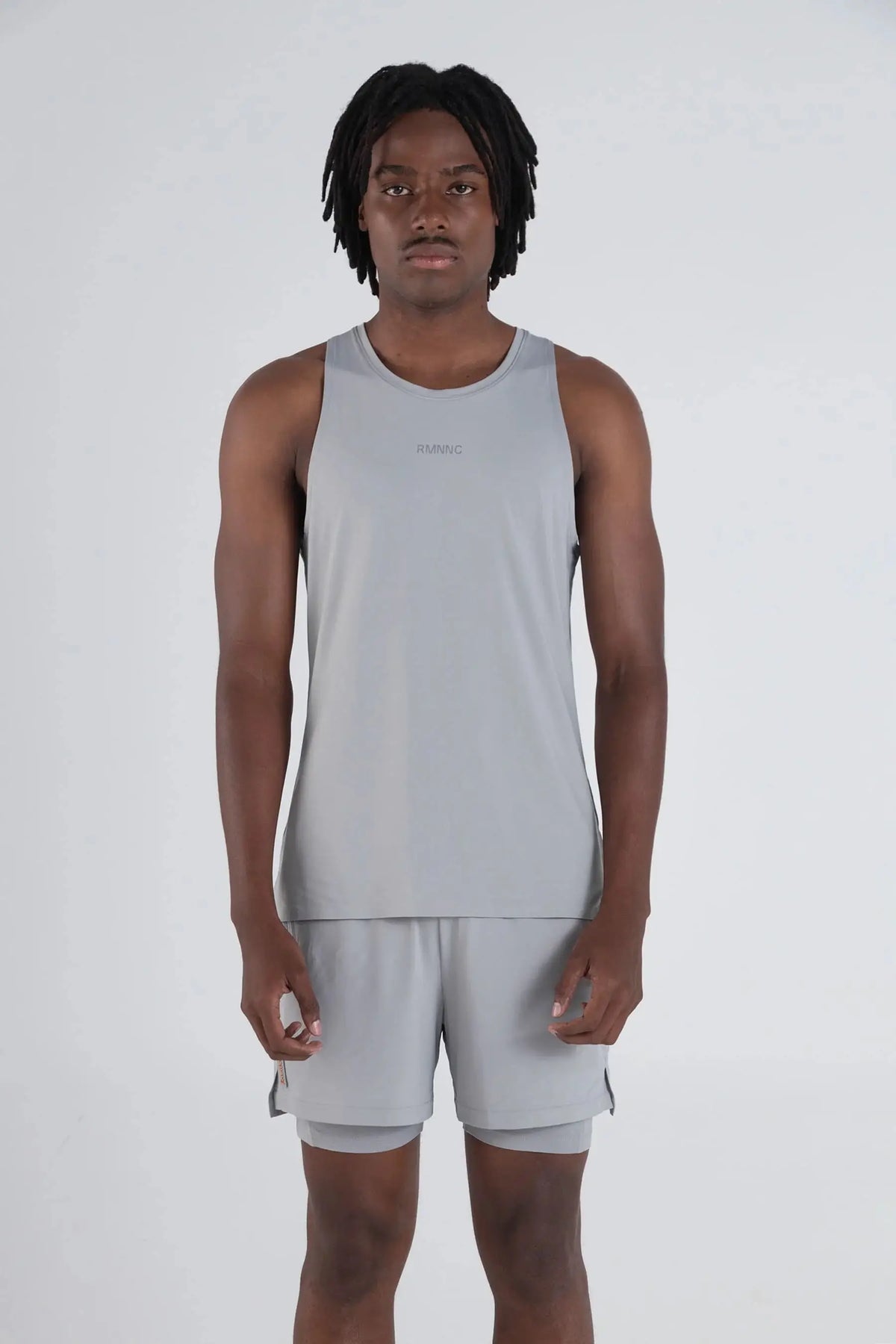 Camiseta gris deportiva sin mangas para hombre Tidal