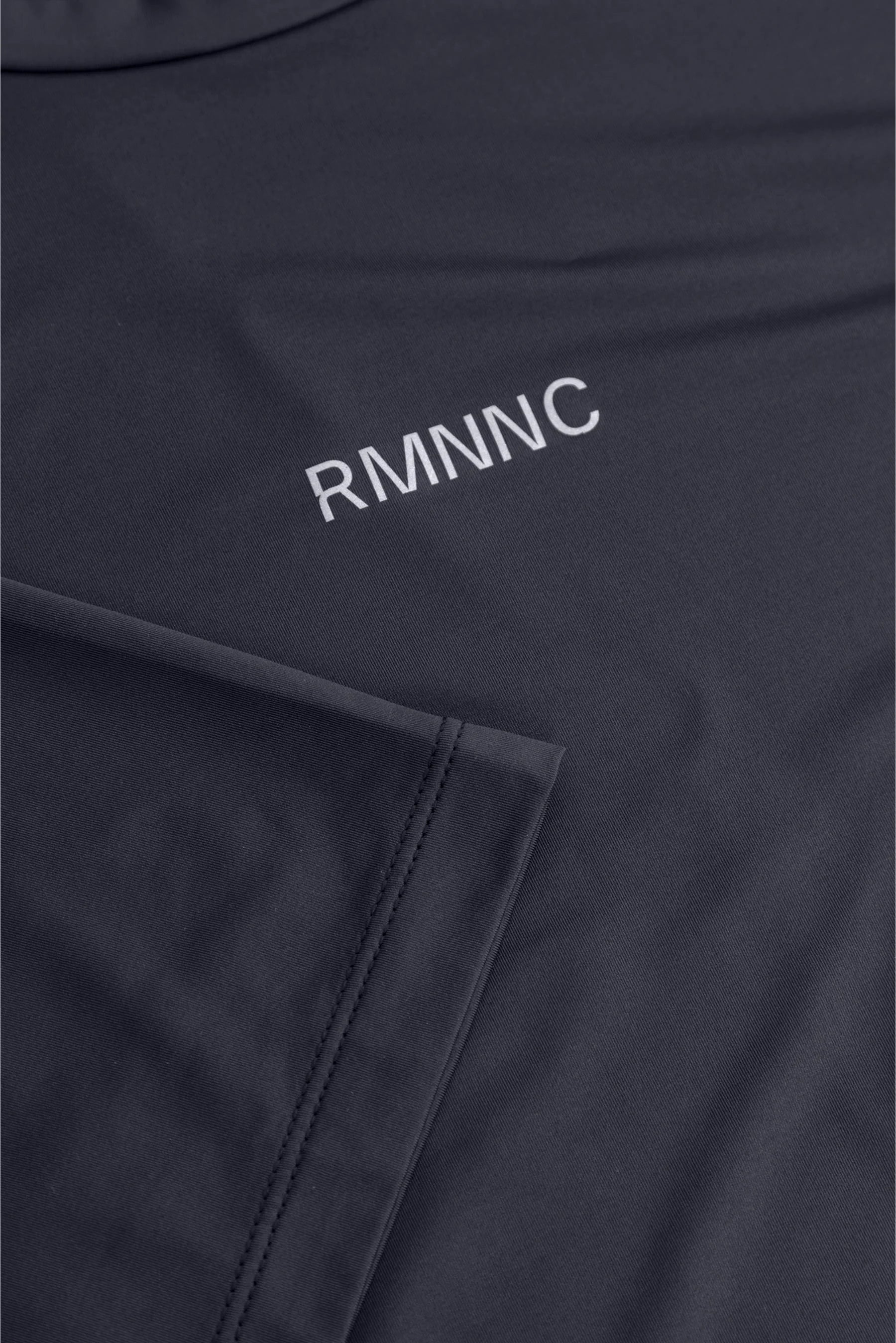 Camiseta negra hombre Wave Remanence 