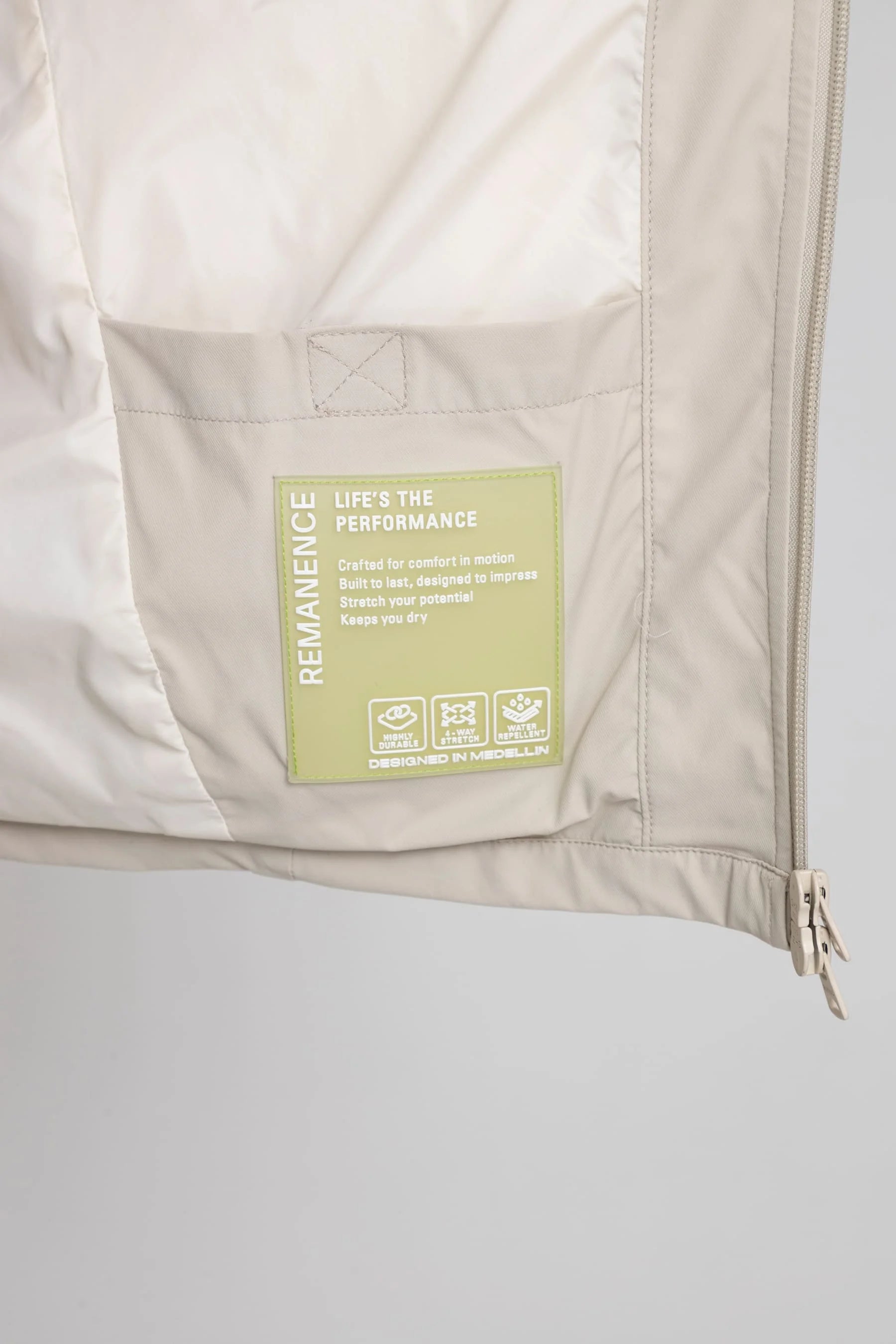 Chaqueta arena para hombre semi fitted Vapor Remanence 