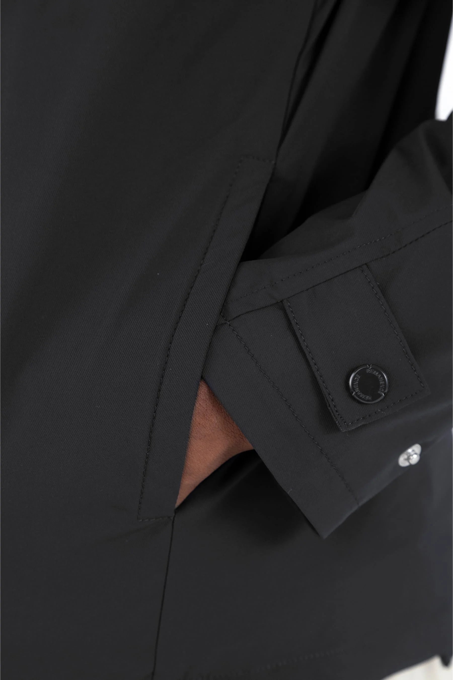 Chaqueta negra hombre Vapor Remanence 