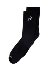 Par de medias negras hombre con diseño minimalista y tejido cómodo, ideales para uso diario o entrenamiento