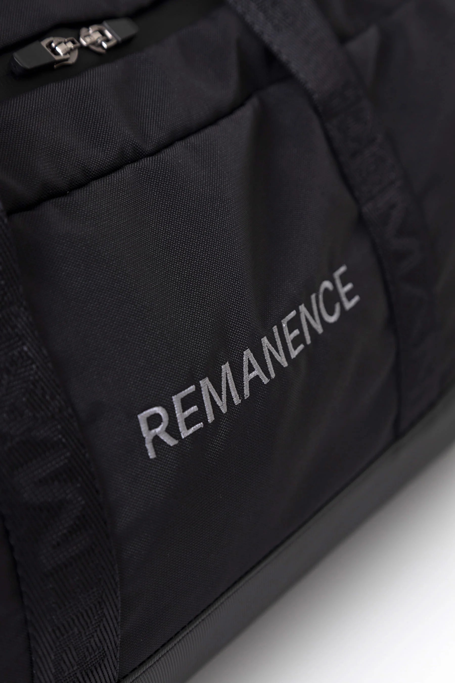 Maleta negra deportiva hombre Remanence 