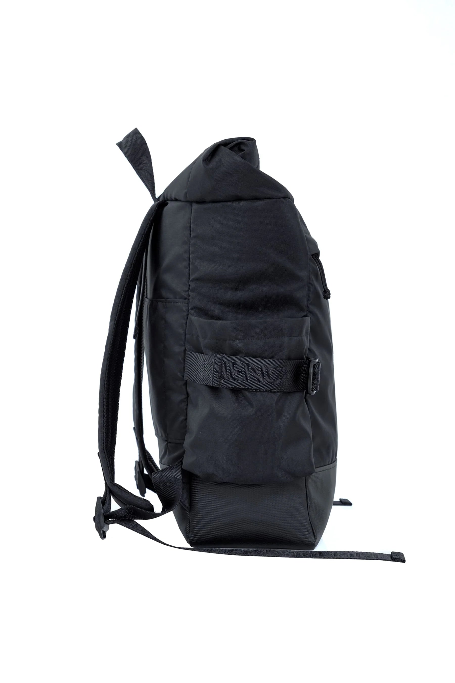 Morral negro Adventure Remanence 