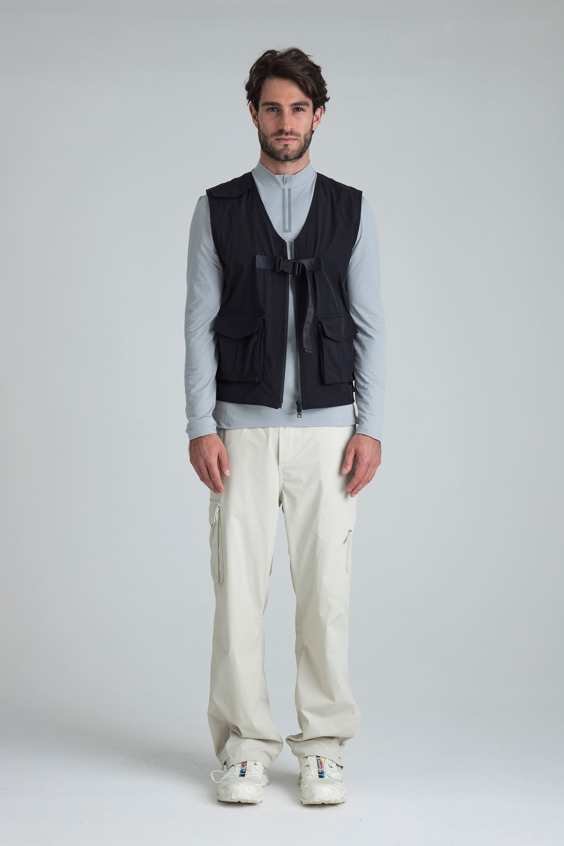 Pantalón arena para hombre semi fitted Iron