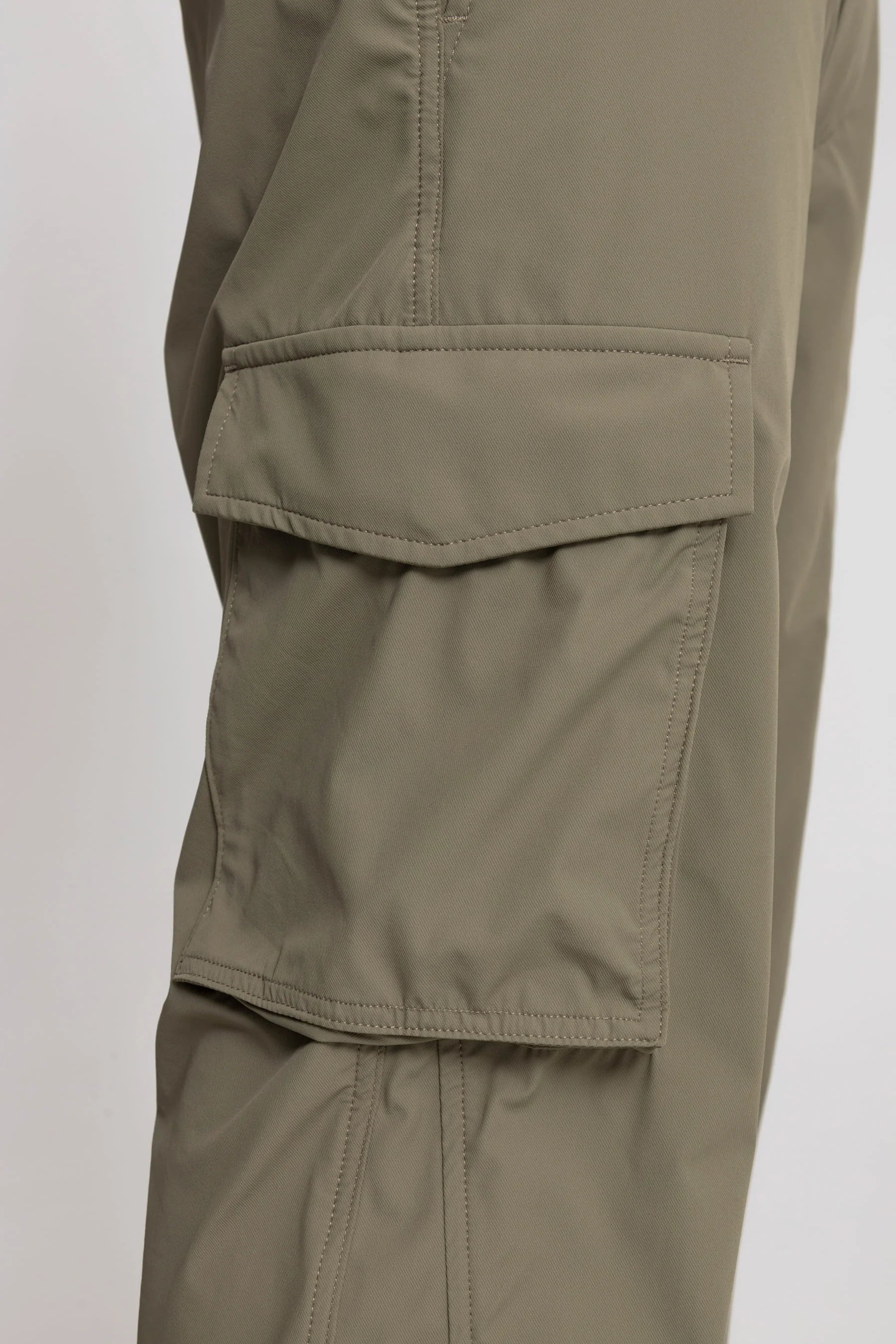 Pantalón verde oliva para hombre  Iron Remanence 