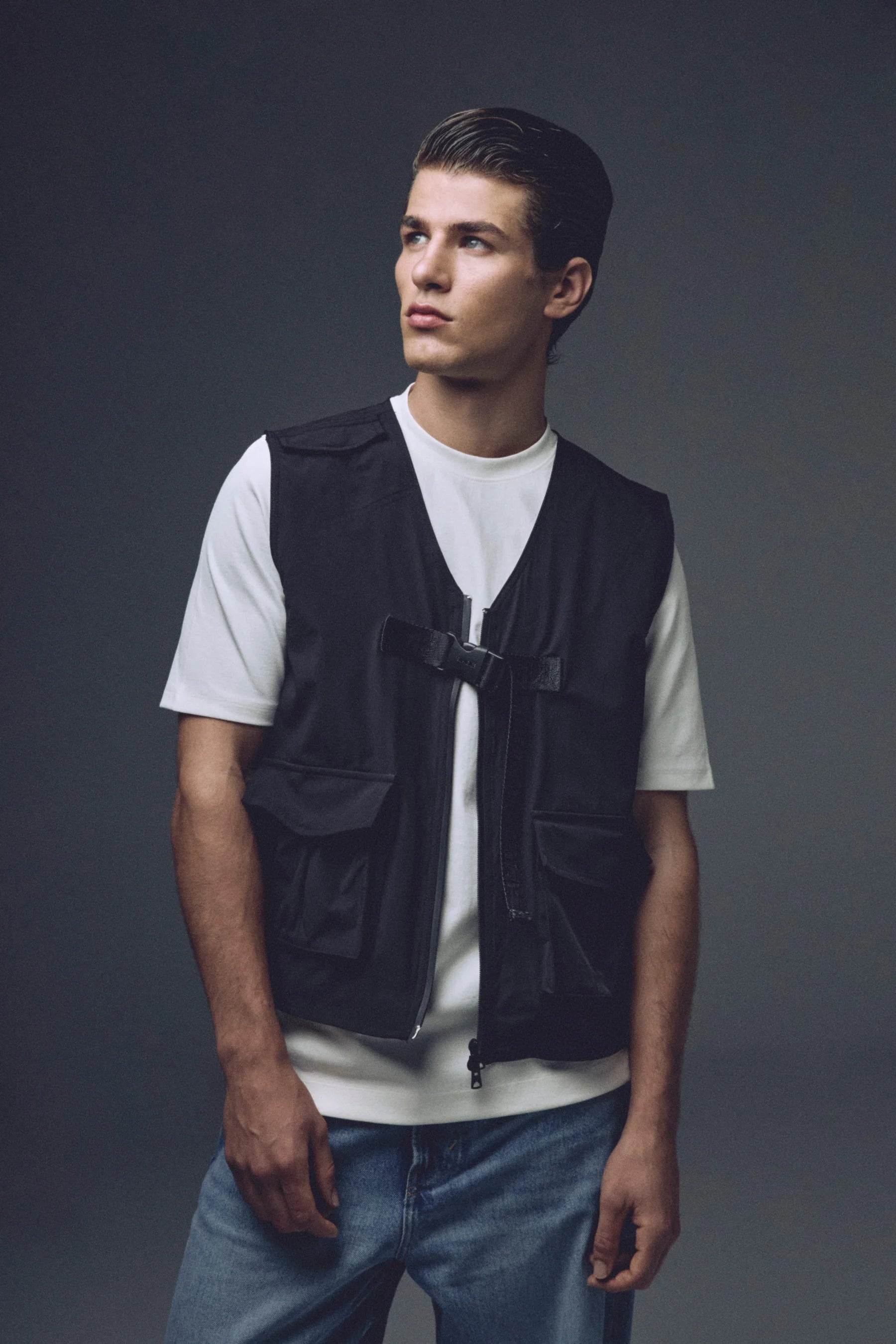 Camiseta blanca y negra  duo hombre Peak Remanence 