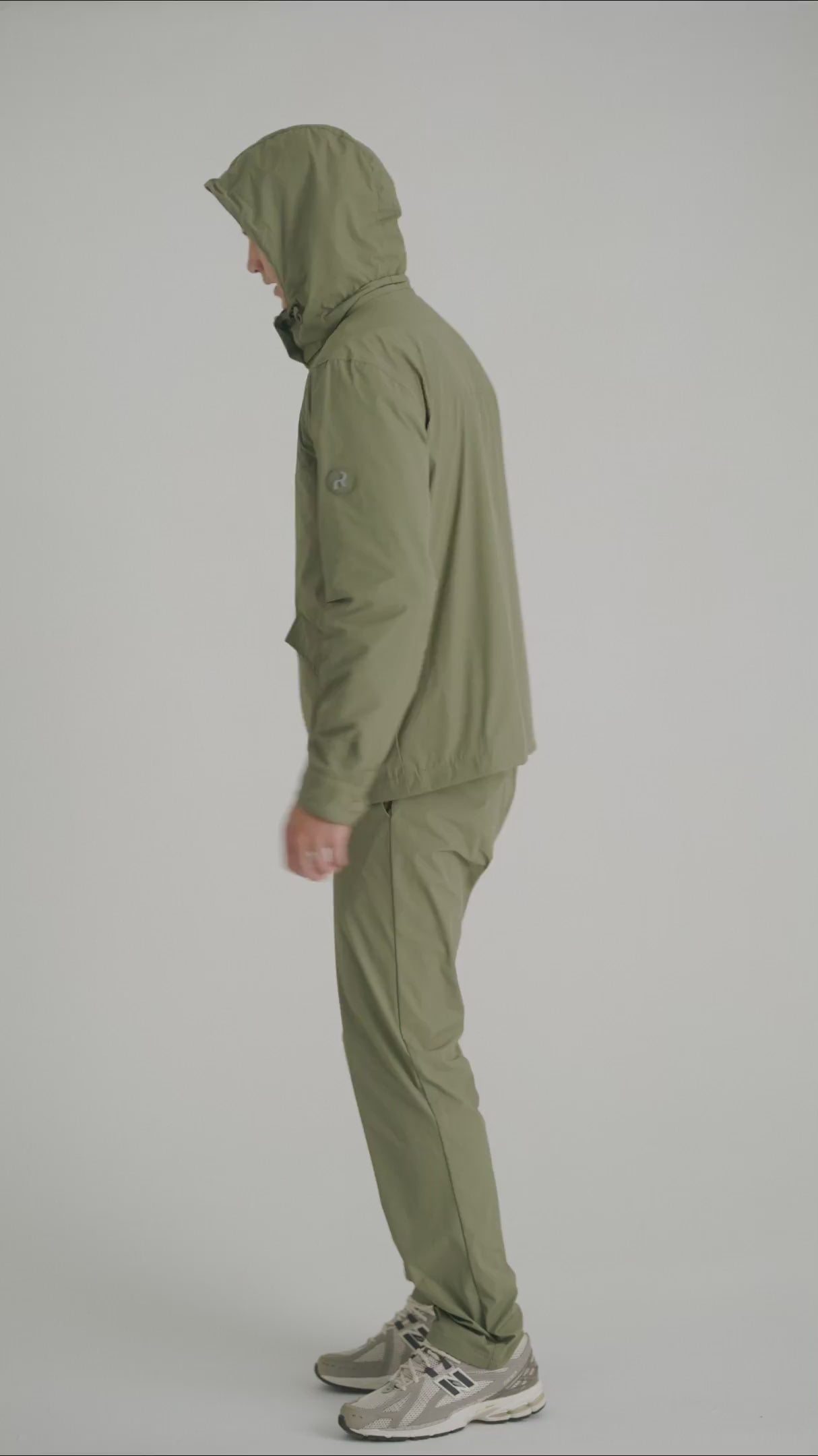 Chaqueta Verde Oliva con capucha removible para hombre Holmium V2 Remanence 