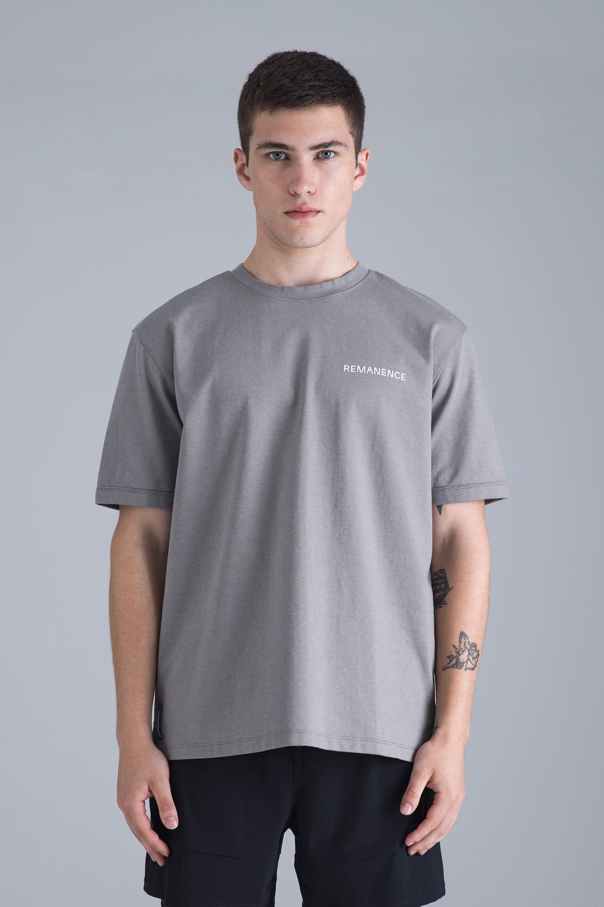 Camiseta gris para hombre fit relajado Track